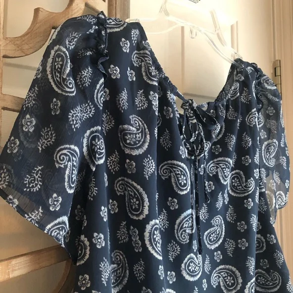 LC Lauren Conrad Blue Aqua Paisley Blouse, Boho, Size M - Picture 3 of 8